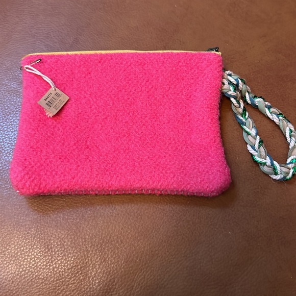 NWT Natural Life felt pink clutch bag - Picture 2 of 3